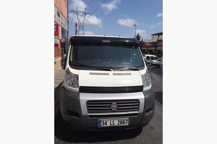 Peugeot Boxer 2006–2025 Vējstikla vizieris (melns spīdīgs, 5 mm) Foto 4