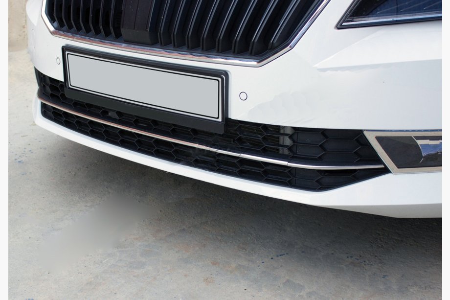Skoda Superb 2015–2024 Izpārdošana! OmsaLine priekšējā bampera uzlikas (3 gab., nerūsējošais tērauds) Foto 1