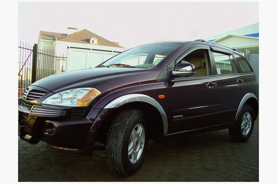 SsangYong Kyron 2005–2014 Sānu riteņu arku hromētā apmale Image