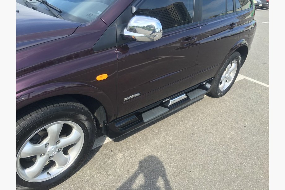 SsangYong Kyron 2005–2014 Sānu plastmasas pakāpieni S002 (plastmasa) Foto 3