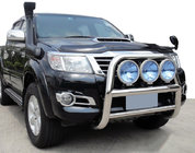 Toyota Hilux 2006–2015 Bullbārs WT018 (nerūsējošais tērauds) foto 1