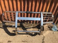 Toyota Land Cruiser Prado 120 2002–2009 Lietots kengurū stienis ar lukturu aizsardzību (oriģināls) foto 2
