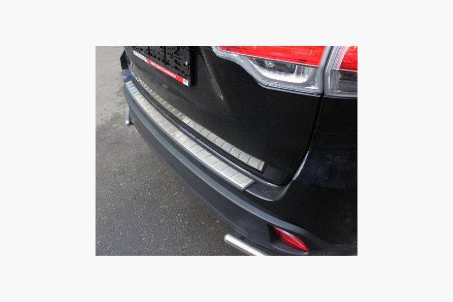 Toyota Highlander 2013–2019 Oriģināla aizmugurējā bampera uzlika Image