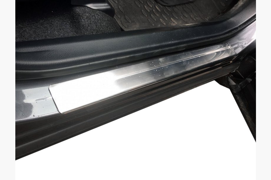Toyota Rav 4 2013–2018 Durvju sliekšņu uzlikas OmsaLine (4 gab., nerūsējošais tērauds) Foto 1