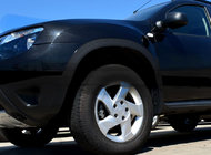 Renault Duster 2008–2017 Riteņu arku uzlikas (4 gab., melns metāls) Matēts melns foto 1