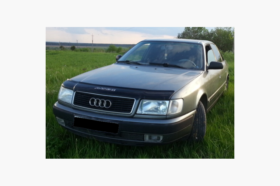 Audi 100 C4 1990–1994 Motora pārsega deflektors VIP Image