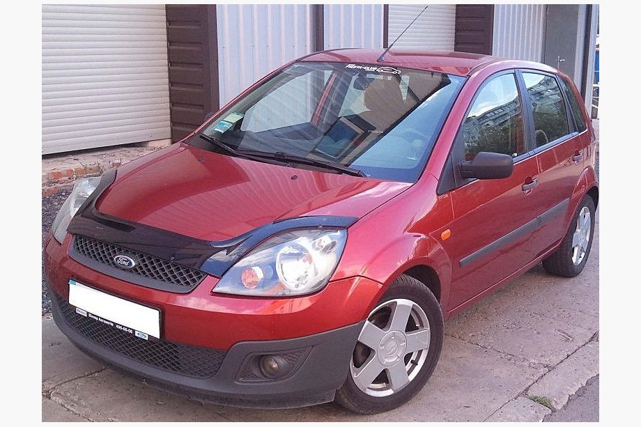 Ford Fiesta 2002–2008 Motora pārsega deflektors VIP Image