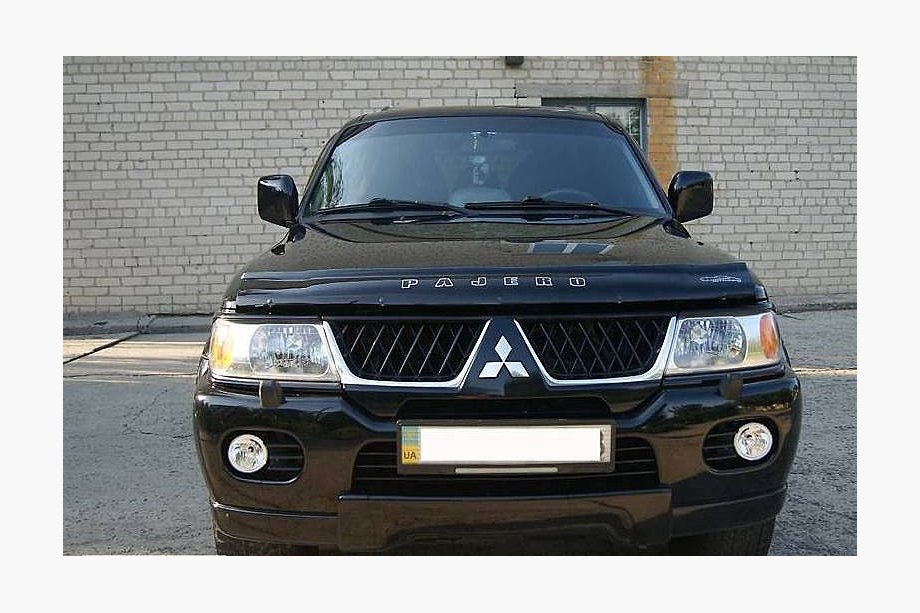 Mitsubishi Pajero Sport 1996–2007 Kapota deflektors (VIP) Foto 1