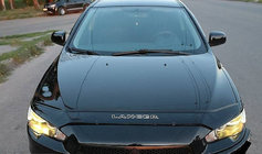 Mitsubishi Lancer X 2008– Kapota deflektors (VIP) foto 1