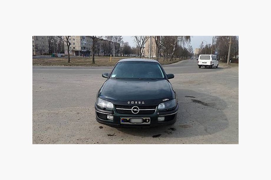Opel Omega B 1994–2003 Motora pārsega deflektors (1993-1999, VIP) Image