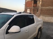 Volkswagen Amarok 2010–2022 Jumta reliņi Skyport Grey foto 2