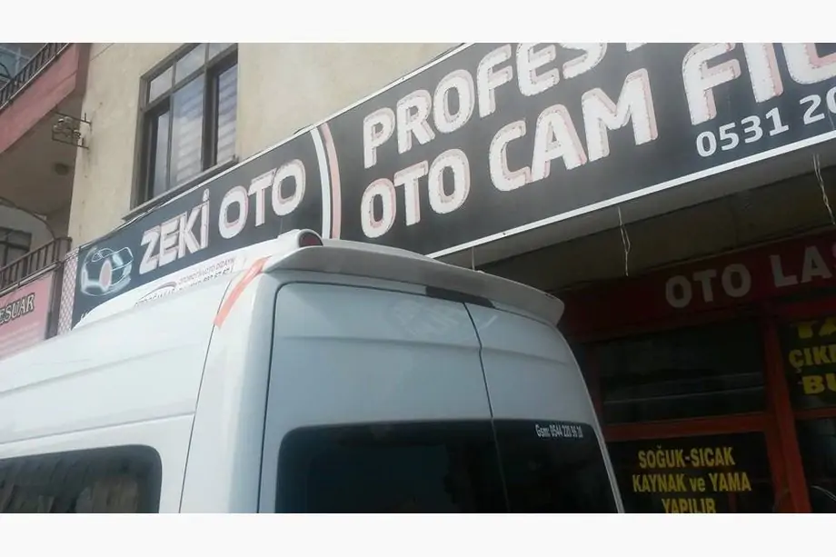 Volkswagen Crafter 2006–2016 Spoileris Anatomik (šaurais modelis, krāsošanai) Foto 9