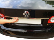 Volkswagen Jetta 2006–2011 Līste virs numura zīmes (nerūsējošais tērauds) foto 1