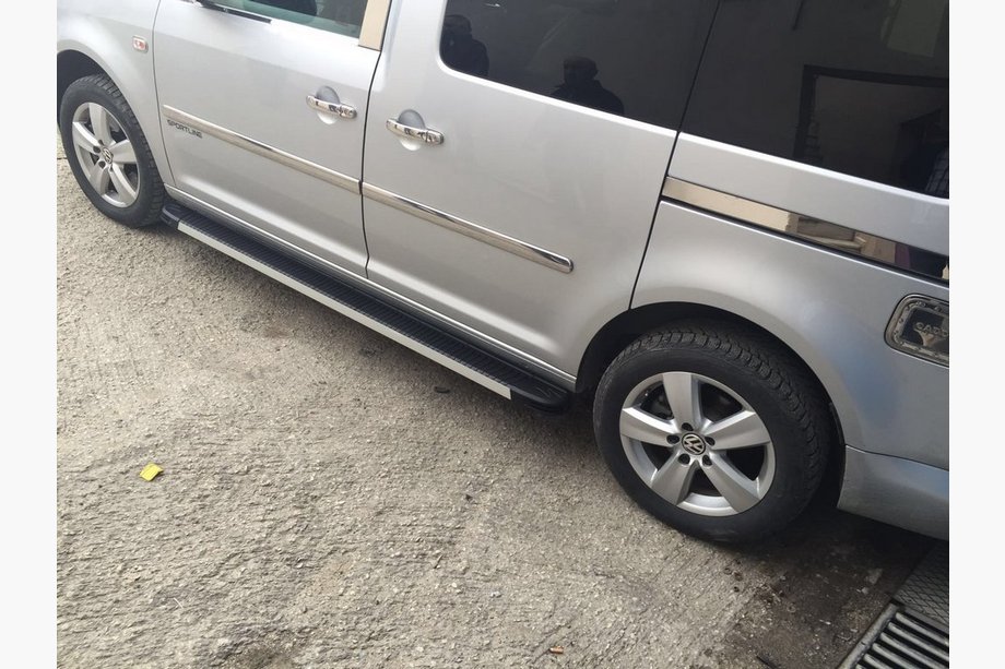 Volkswagen T5 2010–2015 Durvju rokturu uzlikas (nerūsējošais tērauds) 3 gab. OmsaLine – Itālijas nerūsējošais tērauds Foto 2