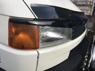 Volkswagen T4 Caravelle/Multivan 1990–2003 Lukturu uzlikas (skropstas) – slīps motora pārsegs (2 gab.) Spīdīgi melns foto 2