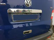Volkswagen T5 Caravelle 2004–2010 Numura zīmes virsējā līste uz aizmugures vāka (nerūsējošais tērauds) foto 1