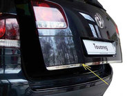 Volkswagen Touareg 2010–2018 Bagāžnieka vāka apmale (nerūsējošais tērauds) foto 1