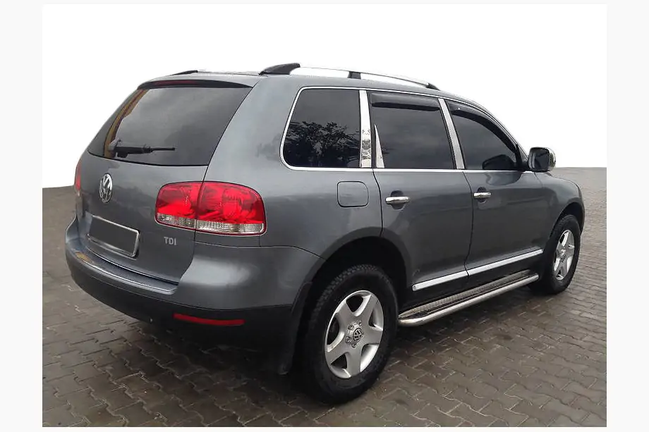 Volkswagen Touareg 2002–2010 Jumta reliņi hromēti (plastmasas kājas) Foto 1