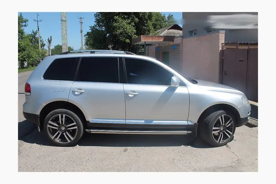 Volkswagen Touareg 2002–2010 Jumta reliņi hromēti (plastmasas kājas) Foto 4