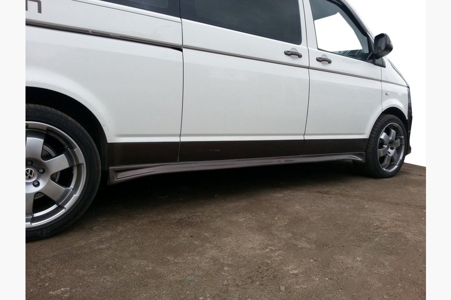 Volkswagen T5 2010–2015 Īsā riteņu bāze Image