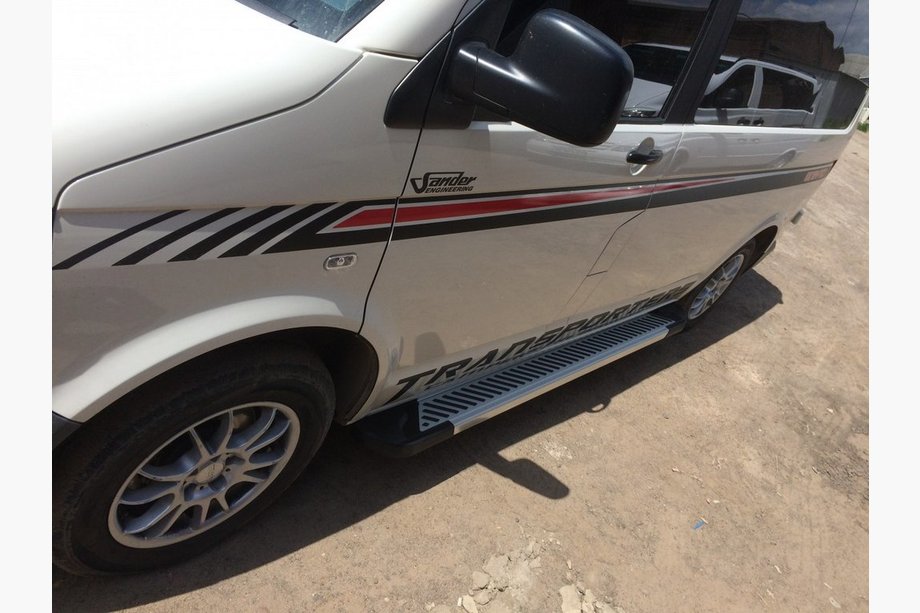 Volkswagen T5 Multivan 2003–2010 Sānu sliekšņi Line tipa (2 gab., alumīnijs) Image
