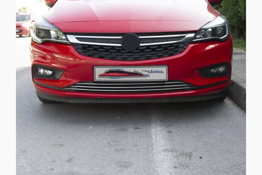 Opel Astra K 2016–2021 Priekšējā bufera hroma uzlikas (3 gab., nerūsējošais tērauds) Image