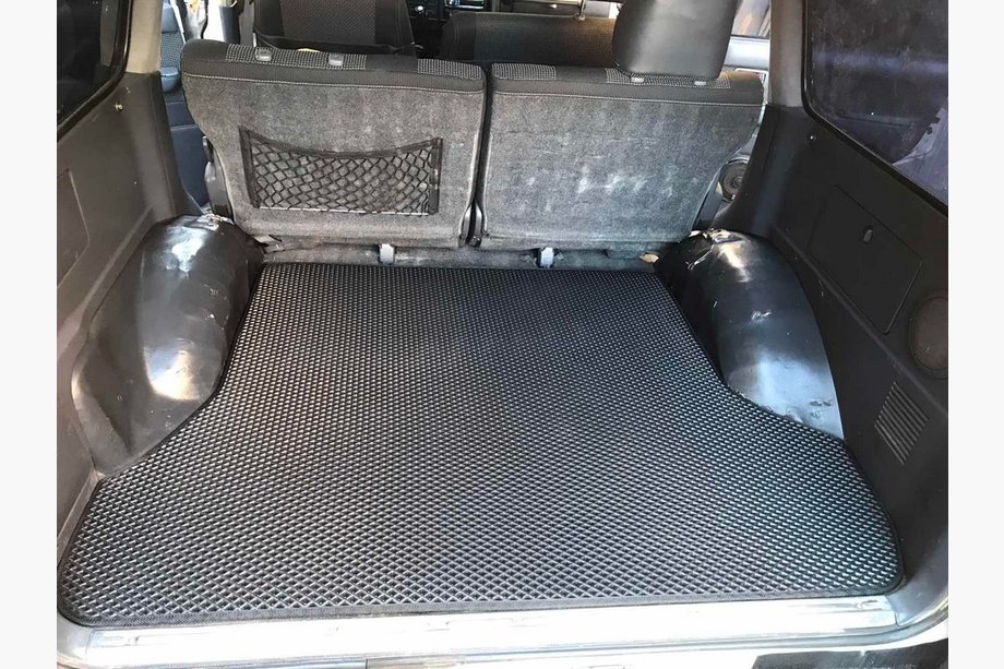 Toyota Land Cruiser 80 1990–1997 Bagāžnieka paklājiņš (EVA, melns) Image