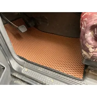 EVA auto paklājiņi (ķieģeļu raksts) foto 2