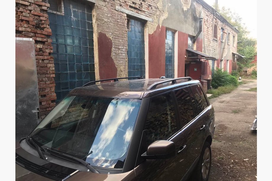 Range Rover III L322 2002–2012 Alumīnija jumta reliņi (melni) Image