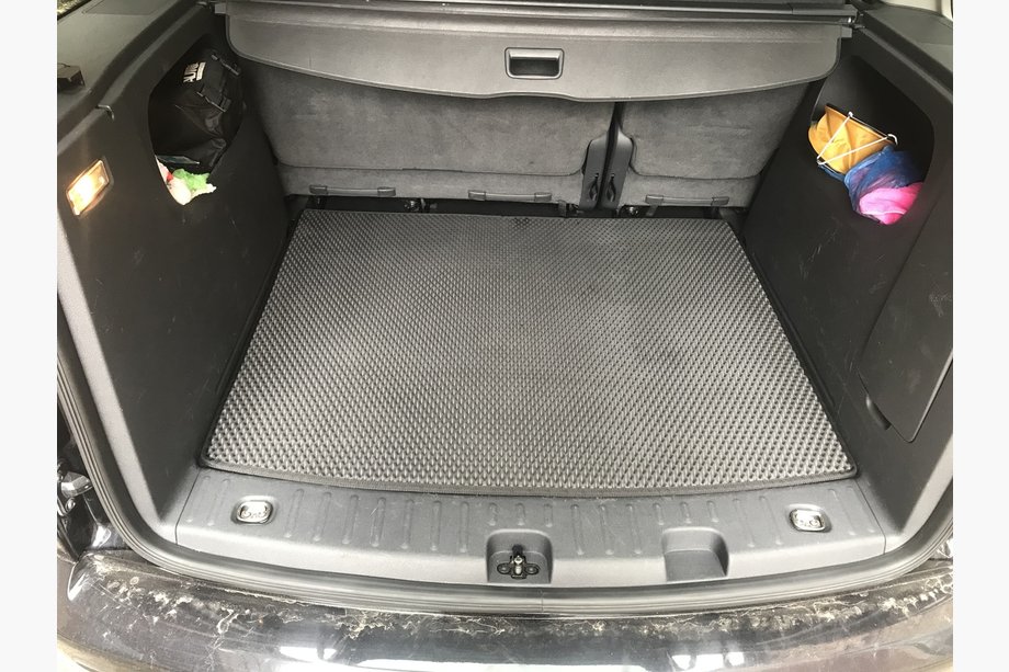 Volkswagen Caddy 2010–2015 Bagāžnieka paklājiņš standarta (EVA, melns) Image