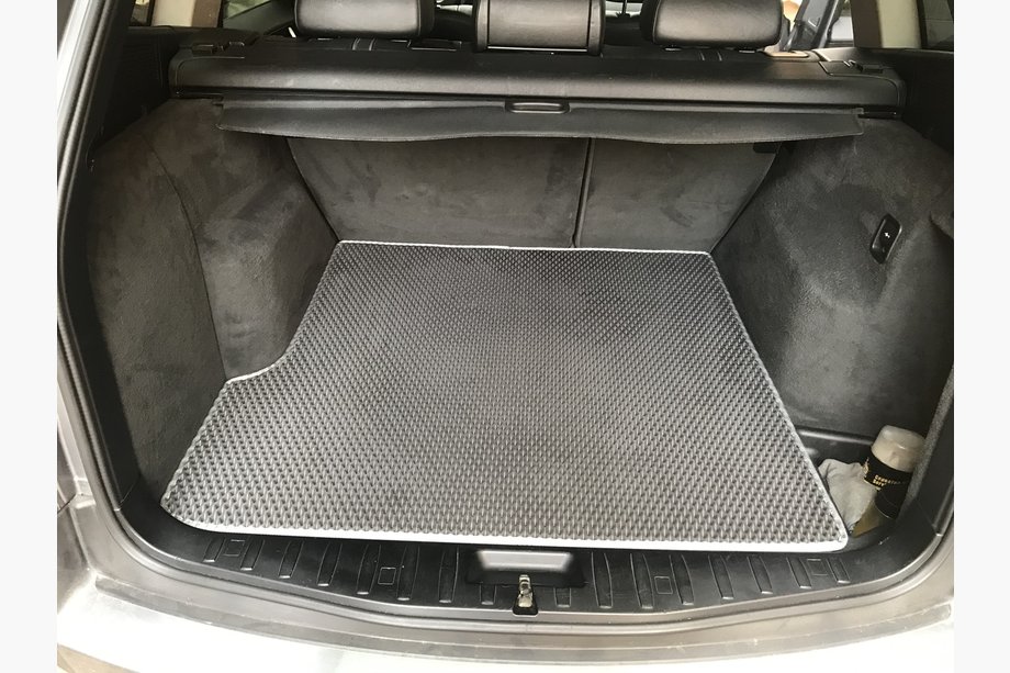 BMW X3 E83 2003–2010 Bagāžnieka paklājiņš (EVA, melns) Image