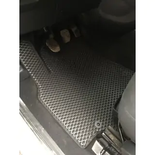 EVA auto paklājiņi (melni) foto 1