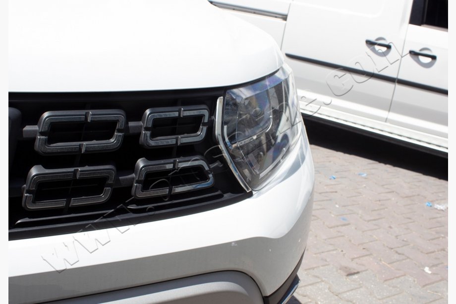 Renault Duster 2018–2024 Radiatora restes uzlikas (2 gab., nerūsējošais tērauds) Image