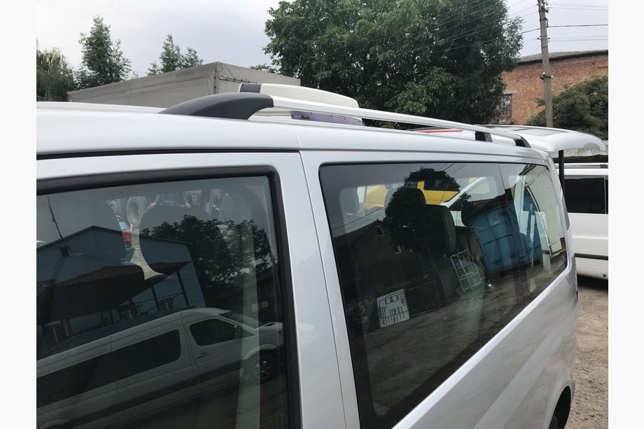 Volkswagen T5 Multivan 2003–2010 Hromēti jumta reliņi Garā bāze, plastmasas balsti Image