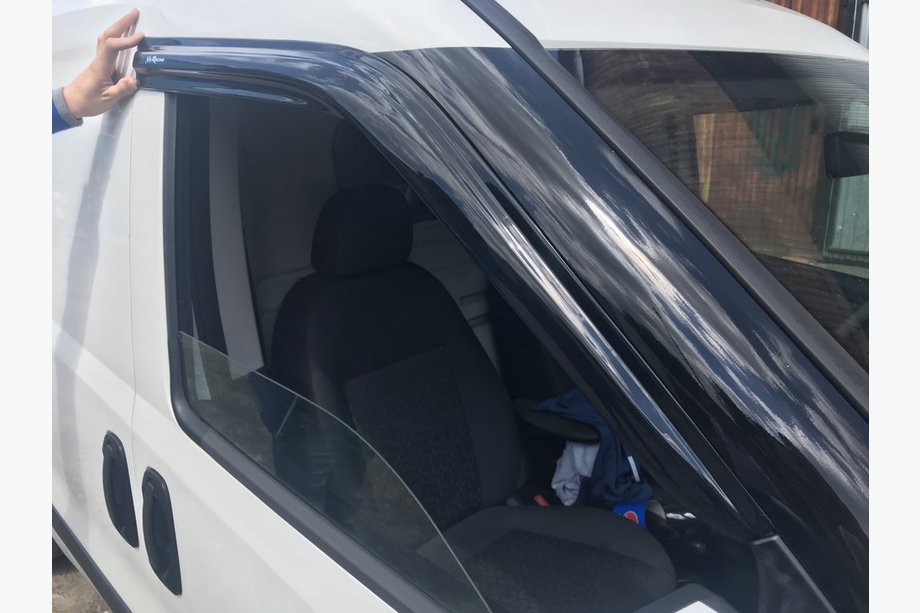 Opel Combo 2012–2018 Logu vēja deflektori (2 gab., MyRacing) Image