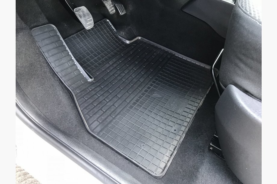 Renault Kangoo 2008–2020 Gumijas salona paklājiņi (Stingray) 2 gab., Premium – bez gumijas smakas Image