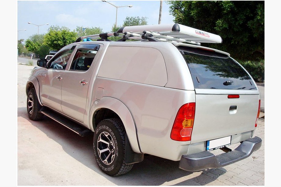 Toyota Hilux 2006–2015 Hardtops Canopy Commercial Image