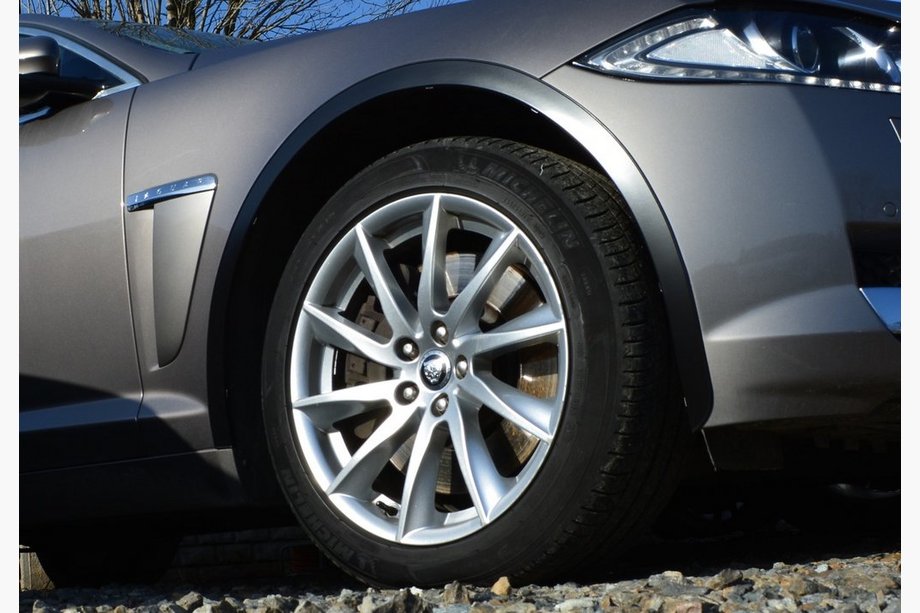 Jaguar XF 2009–2016 Riteņu arku uzlikas (4 gab., nerūsējošais tērauds) Image