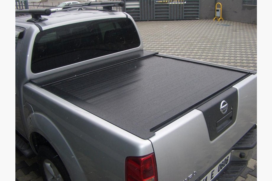 Nissan Navara 2006–2015 Rullo žalūzijas Image