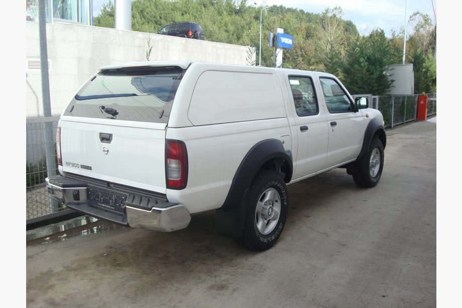 Nissan NP300 1999–2015 Hardtops Canopy commercial Image