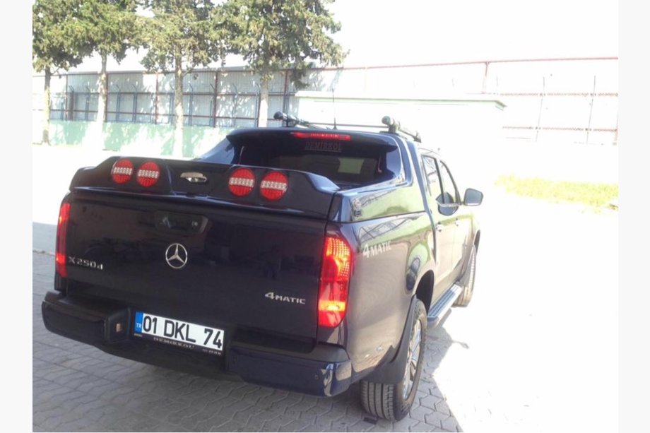 Mercedes X class 2017–2020 Hardtops Grand BOX Image