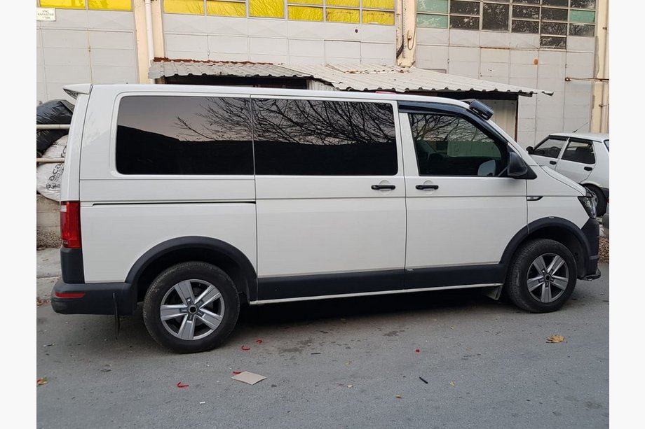 Volkswagen T5 Caravelle 2004–2010 Moldingus un spārnu arku uzliku komplekts (11 detaļas) 1 durvis, īsā bāze Foto 7