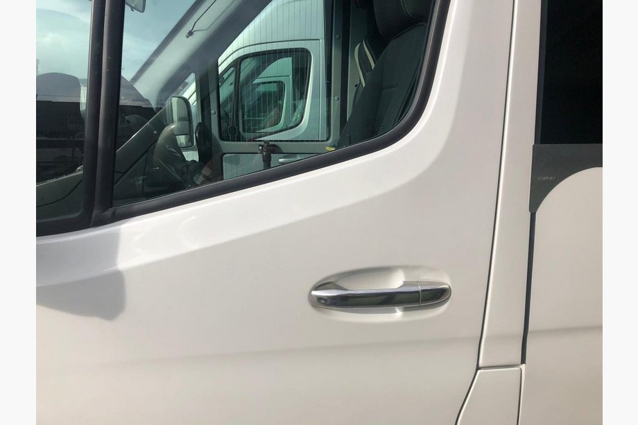 Mercedes Sprinter W907/W910 2018– Durvju rokturu uzlikas (nerūsējošais tērauds) 5 gab., OmsaLine – itāļu nerūsējošais tērauds Image