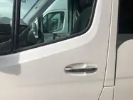 Mercedes Sprinter W907/W910 2018– Durvju rokturu uzlikas (nerūsējošais tērauds) foto 1