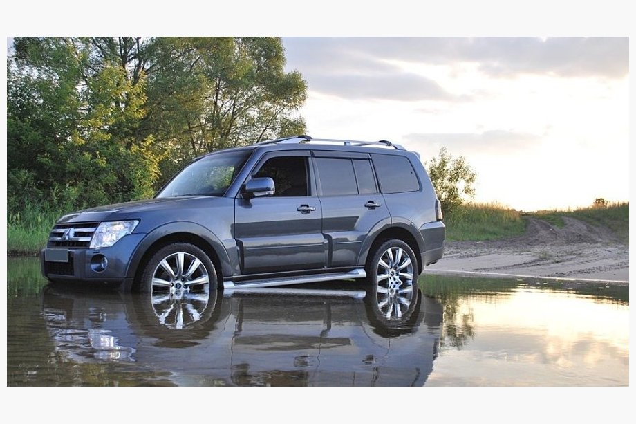 Mitsubishi Pajero Wagon IV 2006–2021 Logu vēja deflektori (4 gab., Cobra) Image