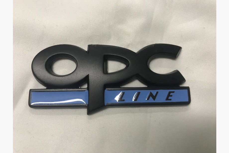 Opel Metāla emblēma OPC Line (melna) Image