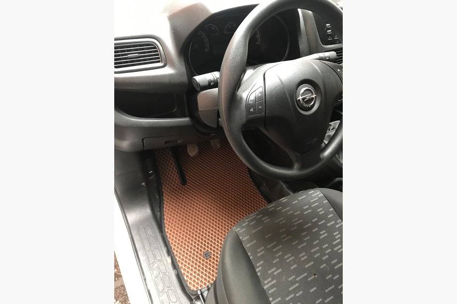 Opel Combo 2012–2018 EVA auto paklājiņi (ķieģeļu raksts, priekšējie) Image