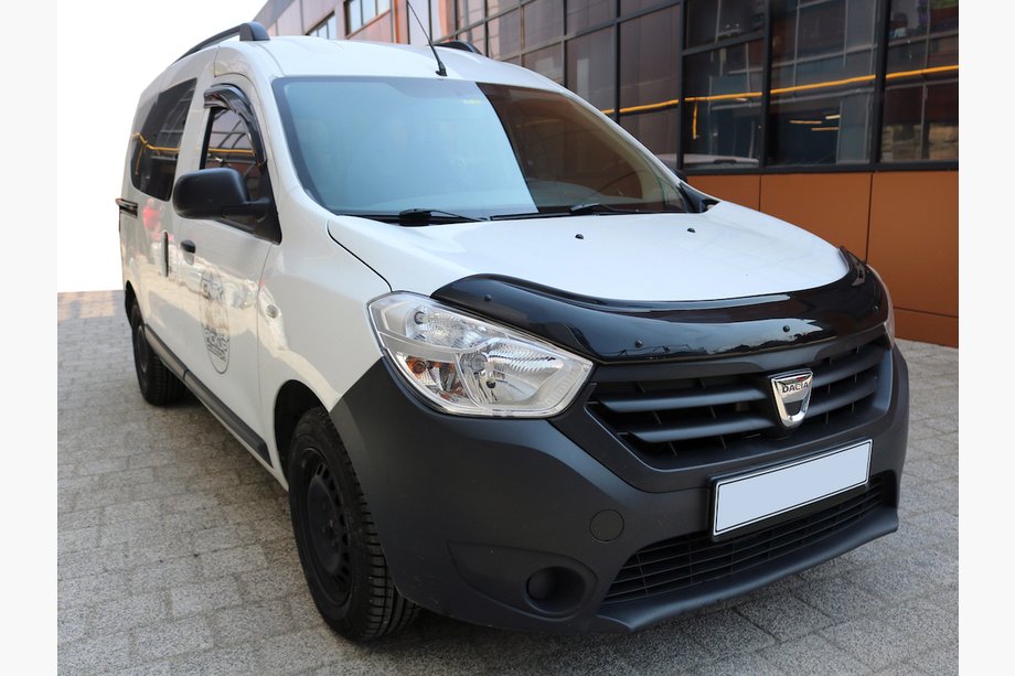 Dacia Dokker 2013–2022 Motora pārsega deflektors EuroCap Image