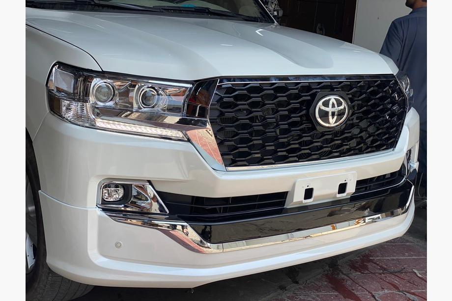 Toyota Land Cruiser 200 2007–2021 Priekšējais režģis (Ewan 2021) Image