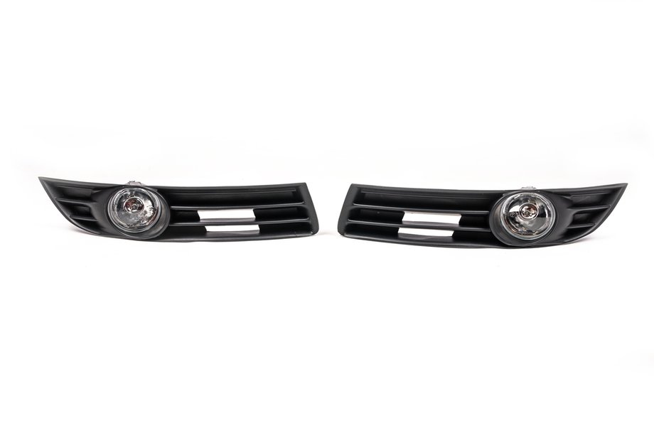 Volkswagen Passat B6 2006–2012 Miglas lukturi (ar LED spuldzēm) Image